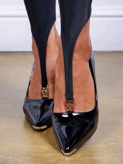 Stirrup leggings with detail